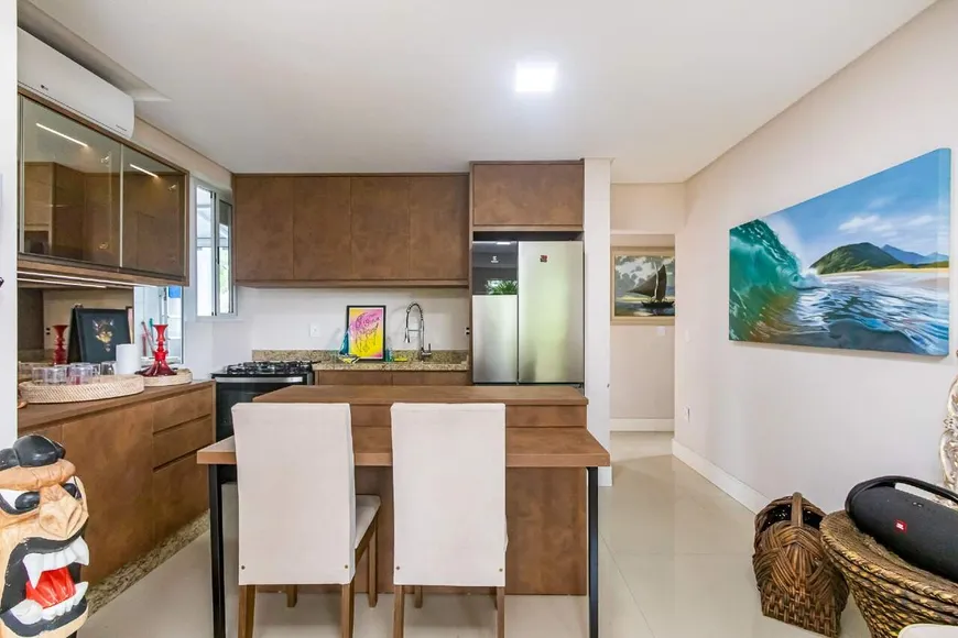 Foto 1 de Apartamento com 3 Quartos à venda, 138m² em Praia dos Amores, Balneário Camboriú