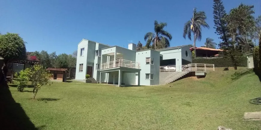 Foto 1 de Casa com 5 Quartos à venda, 200m² em Ouro Velho Mansões, Nova Lima