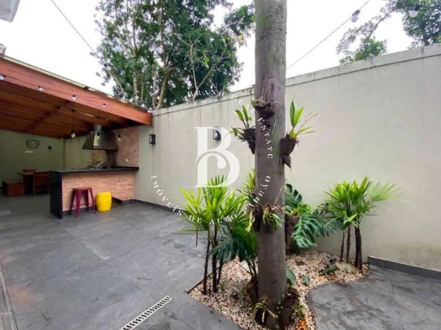 Foto 1 de Casa de Condomínio com 4 Quartos à venda, 267m² em Jardim Cordeiro, São Paulo