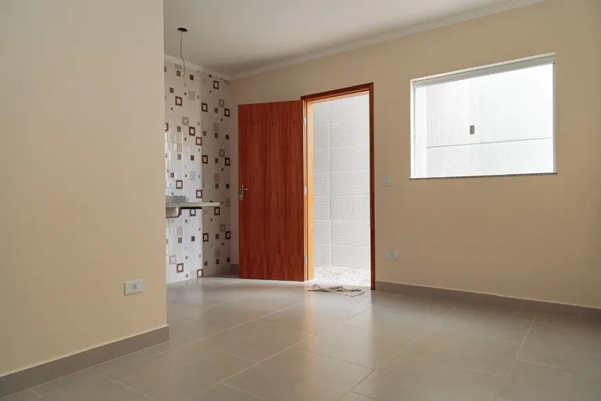Foto 1 de Casa de Condomínio com 1 Quarto à venda, 42m² em Parque Vitória, São Paulo