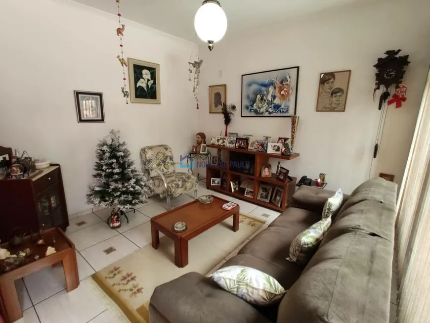 Foto 1 de Casa com 2 Quartos à venda, 154m² em Vila Liviero, São Paulo