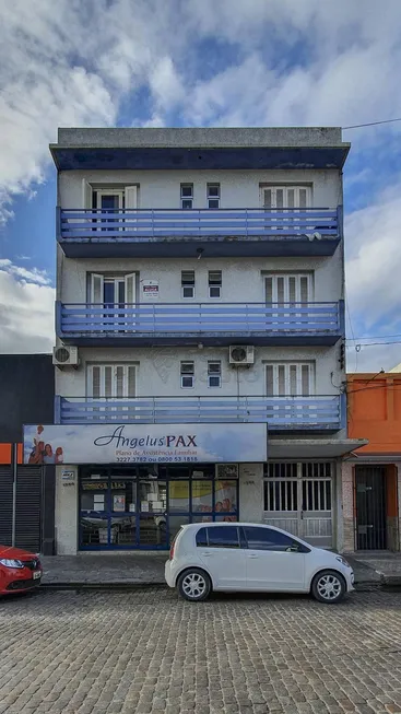 Foto 1 de Apartamento com 2 Quartos para alugar, 11m² em Centro, Pelotas