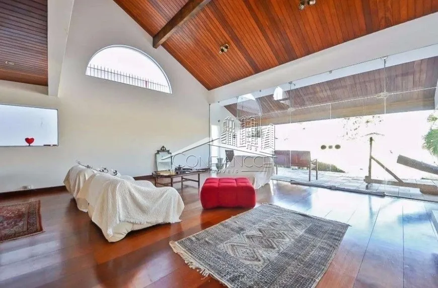 Foto 1 de Casa com 3 Quartos à venda, 500m² em Parolin, Curitiba