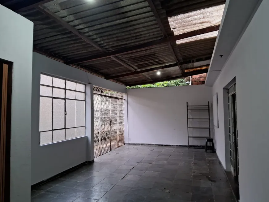 Foto 1 de Casa com 4 Quartos à venda, 359m² em Serrano, Belo Horizonte
