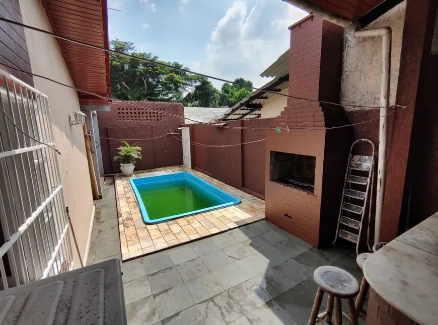 Foto 1 de Casa de Condomínio com 4 Quartos à venda, 360m² em Dom Pedro I, Manaus