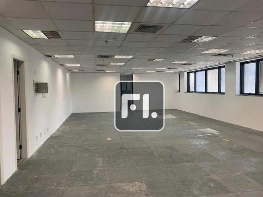 Foto 1 de Sala Comercial para venda ou aluguel, 225m² em Vila Olímpia, São Paulo