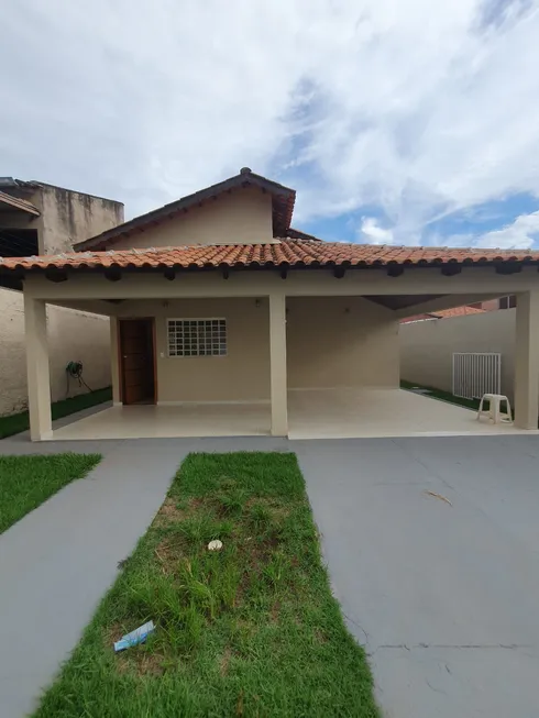Foto 1 de Casa com 3 Quartos à venda, 111m² em Residencial Marília, Senador Canedo