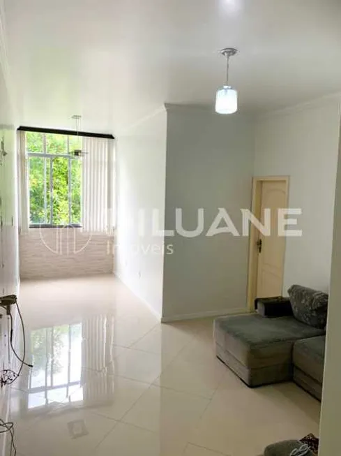 Foto 1 de Apartamento com 3 Quartos à venda, 81m² em Copacabana, Rio de Janeiro