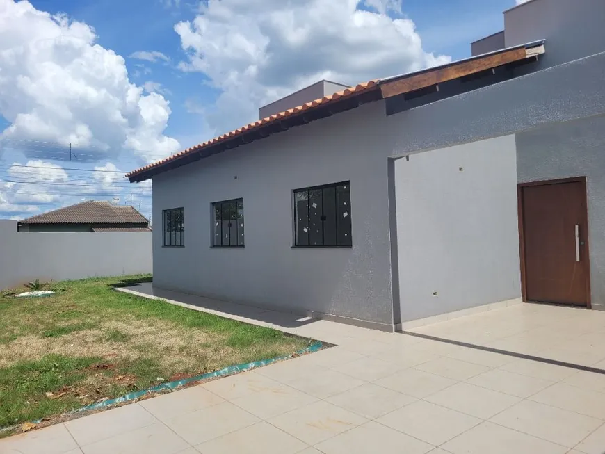 Foto 1 de Casa com 3 Quartos à venda, 99m² em Residencial Abussafe, Londrina