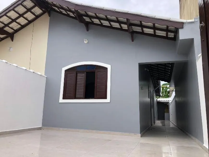 Foto 1 de Casa com 2 Quartos à venda, 75m² em Ivoty, Itanhaém