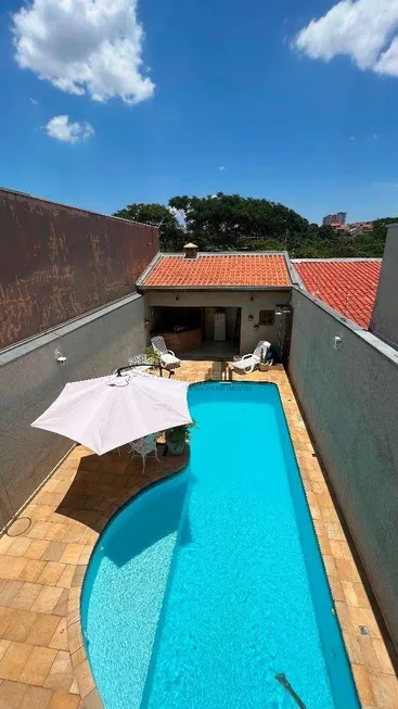 Foto 1 de Sobrado com 4 Quartos à venda, 217m² em Parque Novo Mundo, Americana