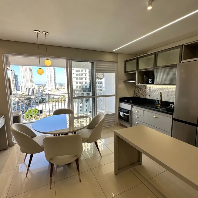 Foto 1 de Apartamento com 2 Quartos para alugar, 70m² em Setor Bueno, Goiânia