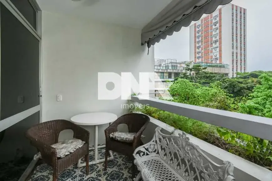 Foto 1 de Apartamento com 4 Quartos à venda, 130m² em Leblon, Rio de Janeiro