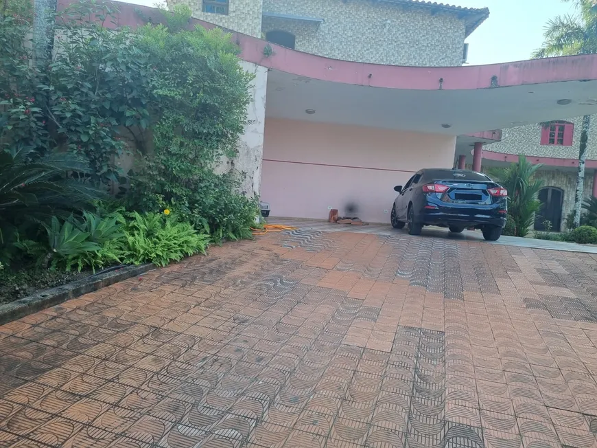 Foto 1 de Casa com 6 Quartos à venda, 280m² em Centro, Miracatu