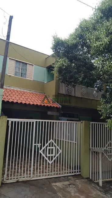 Foto 1 de Casa com 2 Quartos à venda, 126m² em Jardim Uniao da Vitoria II, Londrina