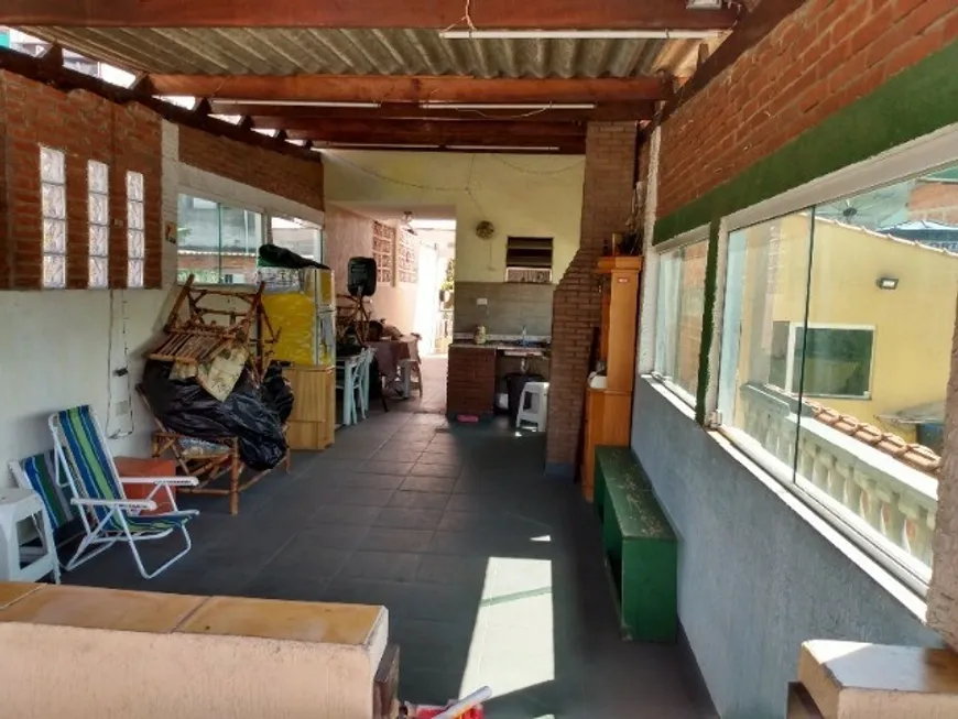 Foto 1 de Sobrado com 4 Quartos à venda, 180m² em Jardim Jaraguá, São Paulo