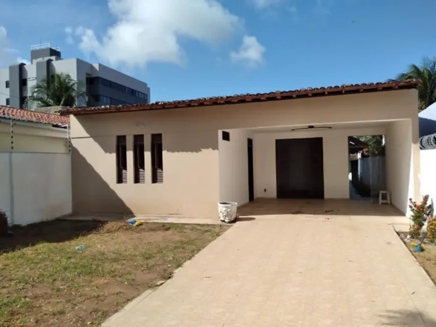 Foto 1 de Casa com 4 Quartos à venda, 300m² em Lagoa Nova, Natal