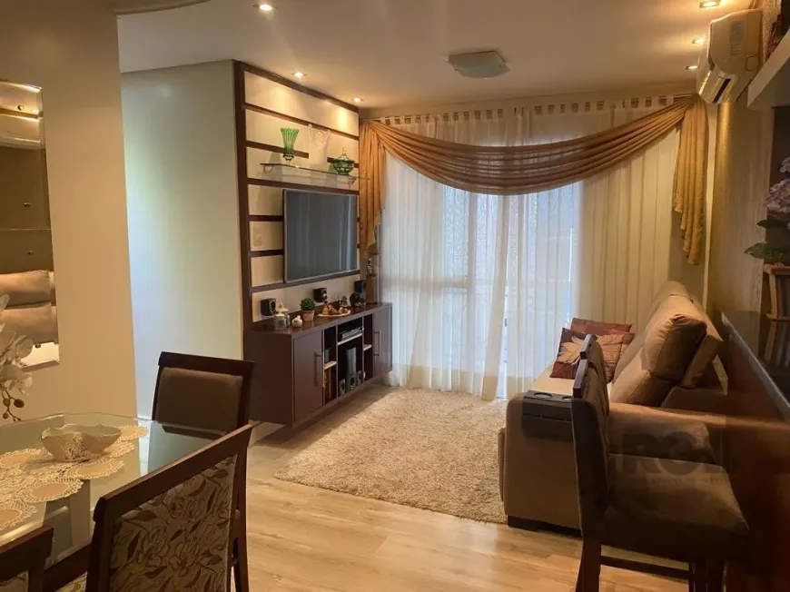 Foto 1 de Apartamento com 3 Quartos à venda, 78m² em Santo Antônio, Porto Alegre