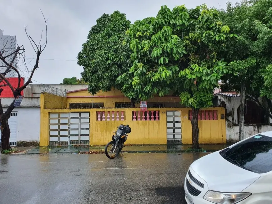 Foto 1 de Casa com 2 Quartos à venda, 200m² em Parquelândia, Fortaleza