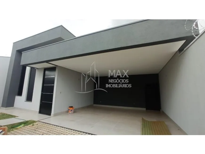 Foto 1 de Casa com 3 Quartos à venda, 166m² em Novo Mundo, Uberlândia