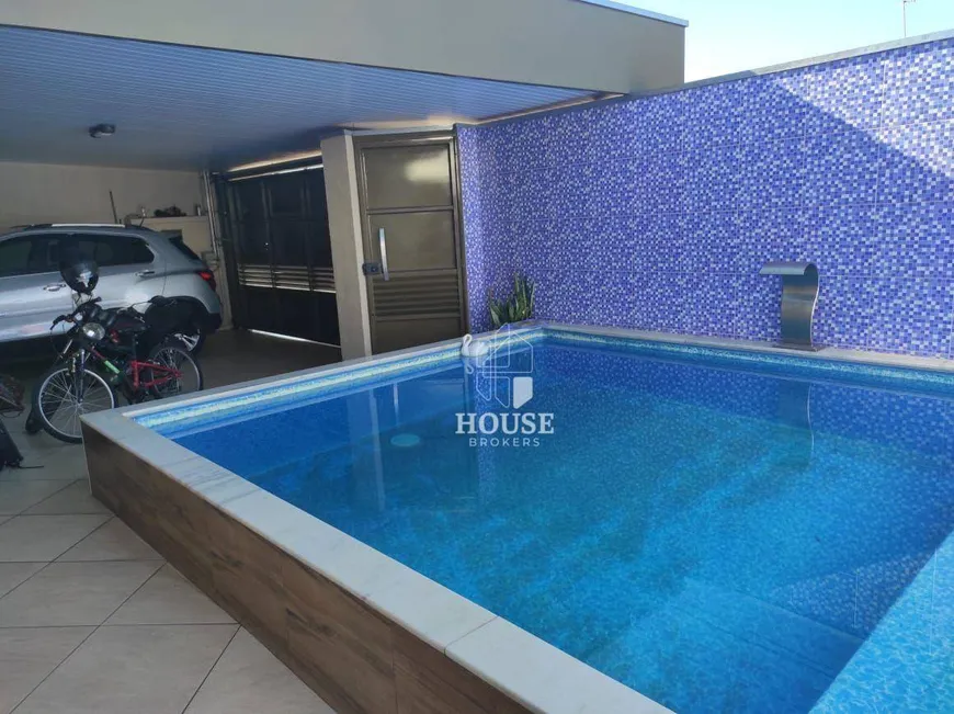 Foto 1 de Casa com 4 Quartos à venda, 210m² em Jardim Ipe IV, Mogi Guaçu