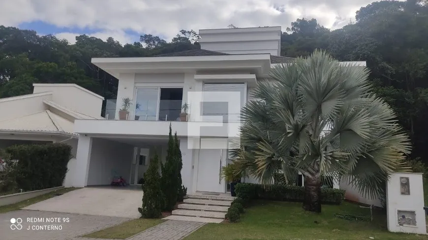 Foto 1 de Casa de Condomínio com 3 Quartos à venda, 360m² em Pedra Branca, Palhoça