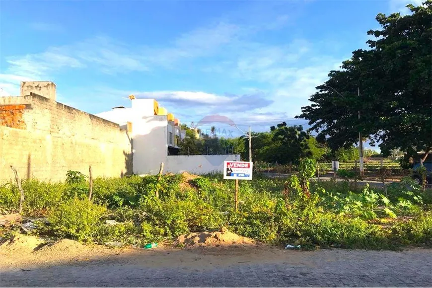 Foto 1 de Lote/Terreno à venda, 335m² em Atalaia, Aracaju