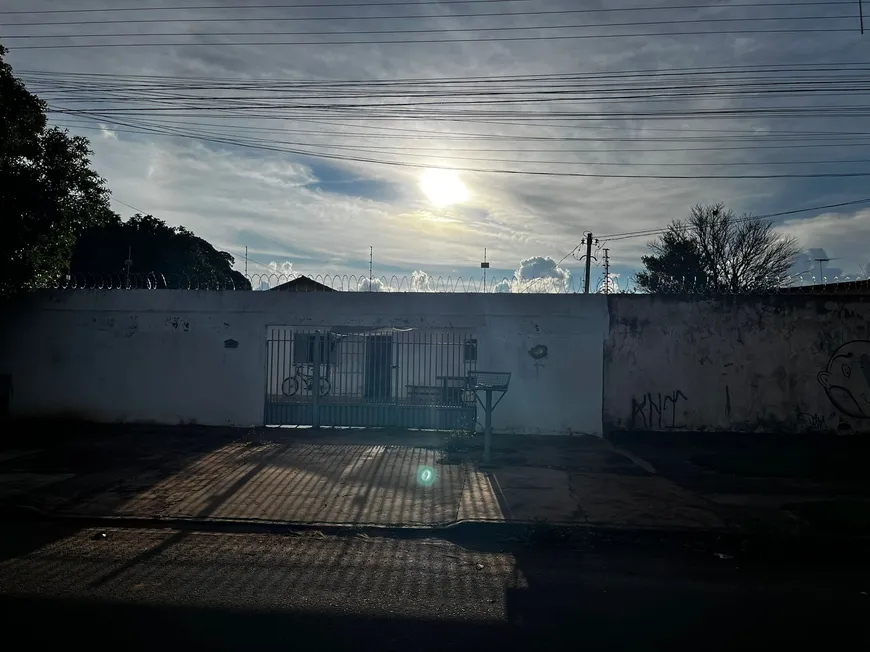 Foto 1 de Lote/Terreno à venda, 360m² em Vila Nasser, Campo Grande