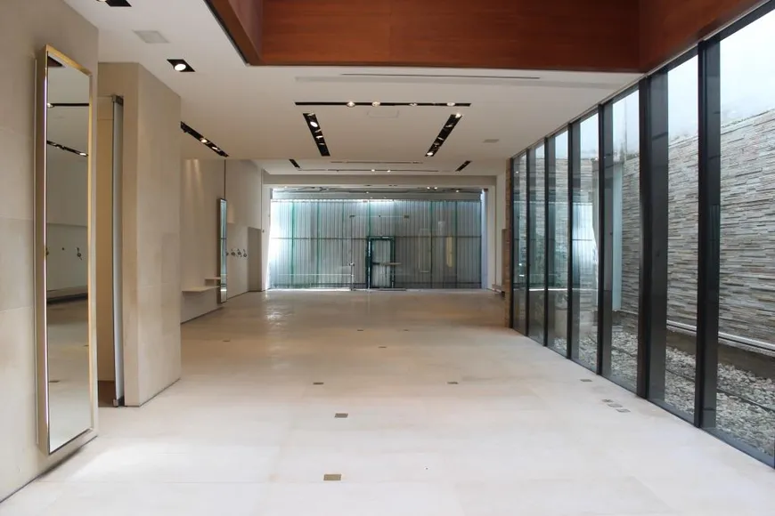 Foto 1 de Ponto Comercial à venda, 696m² em Cerqueira César, São Paulo