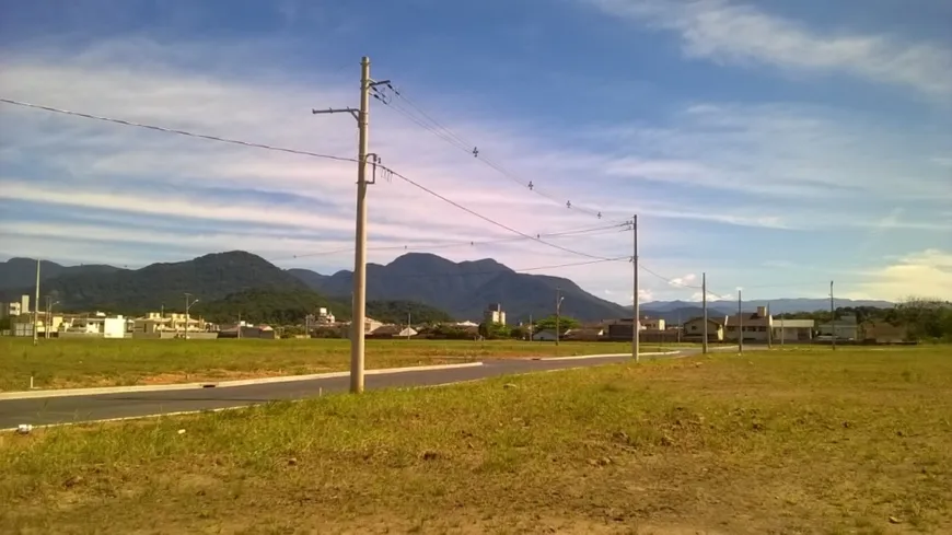 Foto 1 de Lote/Terreno à venda, 364m² em Vila Nova, Joinville