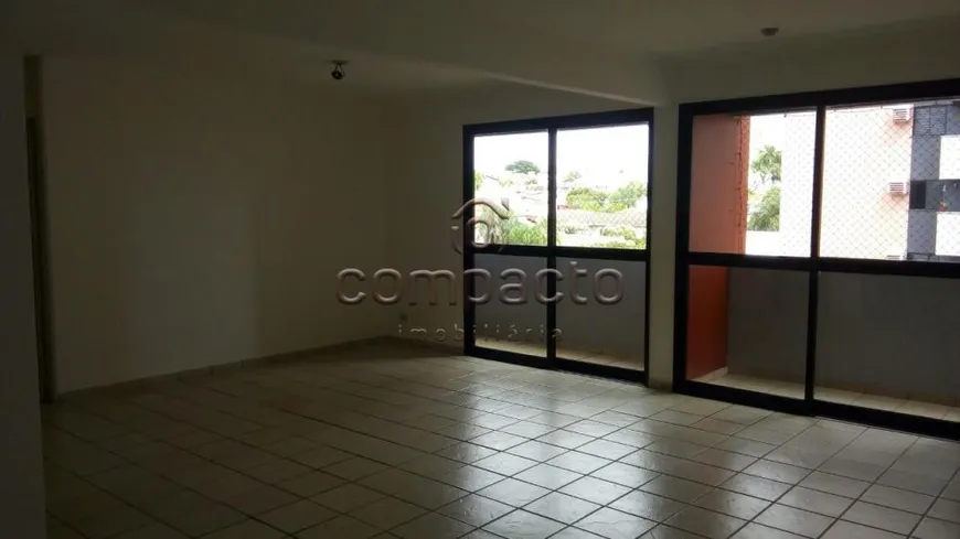 Foto 1 de Apartamento com 4 Quartos à venda, 200m² em Vila Imperial, São José do Rio Preto