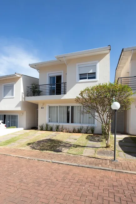 Foto 1 de Casa de Condomínio com 4 Quartos à venda, 242m² em Jardim São Nicolau, São Paulo