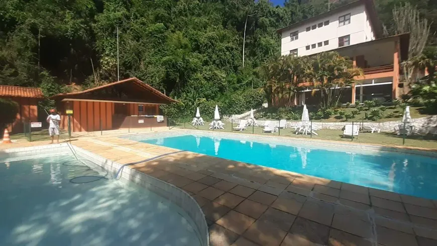 Foto 1 de Apartamento com 2 Quartos à venda, 54m² em Itaipava, Petrópolis