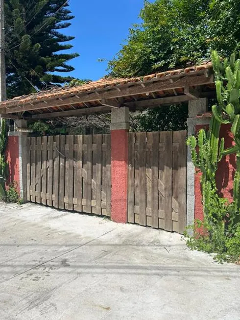 Foto 1 de Casa com 3 Quartos para alugar, 216m² em Maravista, Niterói