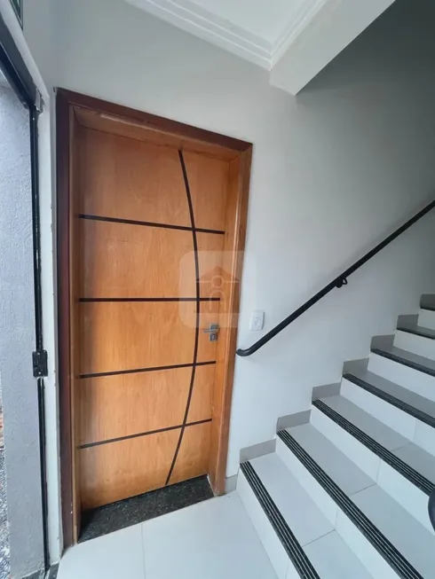 Foto 1 de Sobrado com 3 Quartos à venda, 75m² em Grand Ville, Uberlândia