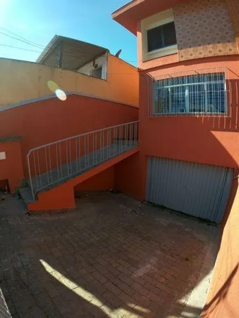 Foto 1 de Sobrado com 3 Quartos à venda, 184m² em Vila Marari, São Paulo