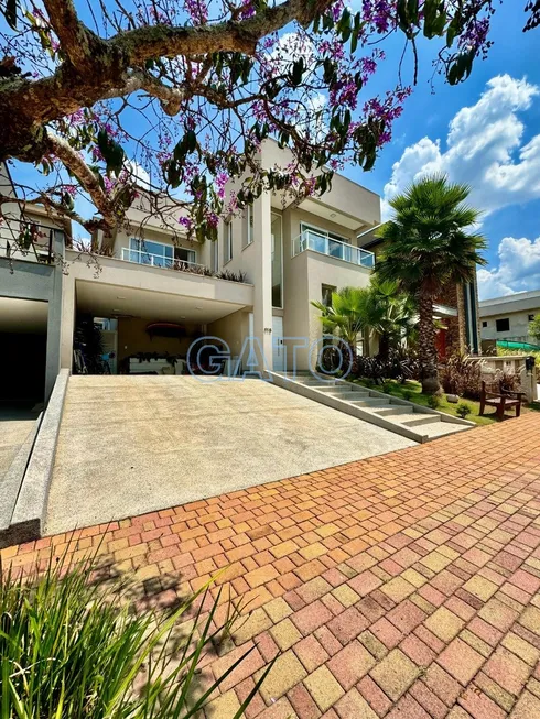 Foto 1 de Casa de Condomínio com 4 Quartos à venda, 370m² em Alphaville, Santana de Parnaíba