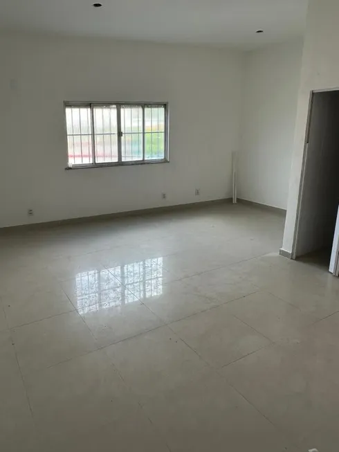 Foto 1 de Ponto Comercial para alugar, 35m² em Miguel Couto, Nova Iguaçu