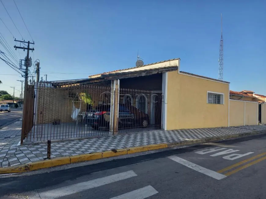 Foto 1 de Casa com 2 Quartos à venda, 150m² em Centro, Jacareí