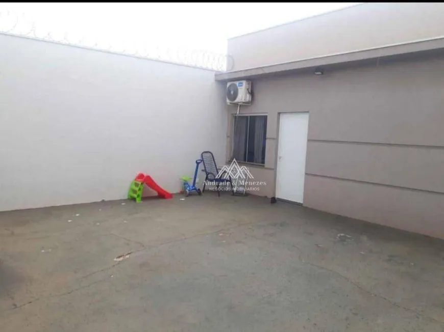 Foto 1 de Casa com 2 Quartos à venda, 61m² em Parque das Oliveiras, Ribeirão Preto