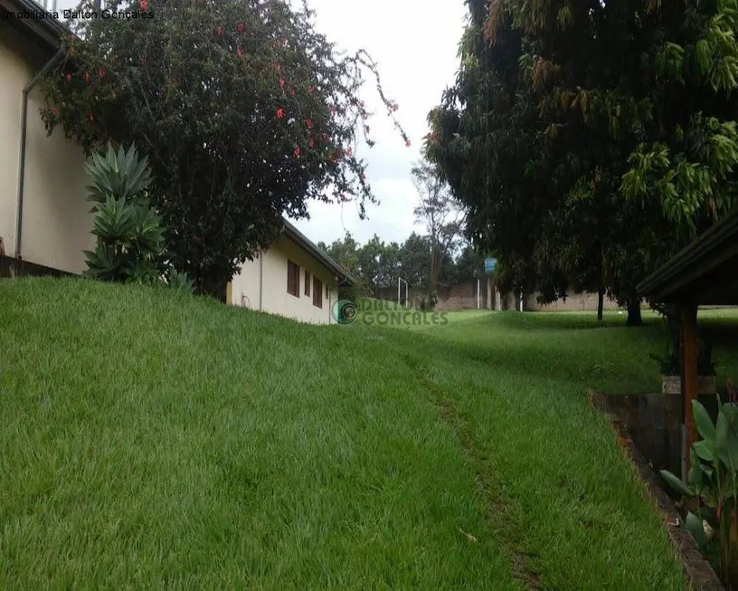 Foto 1 de Fazenda/Sítio com 6 Quartos à venda, 800m² em Centro, Iporanga