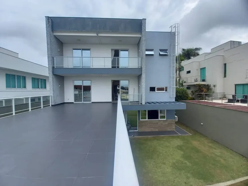 Foto 1 de Casa de Condomínio com 5 Quartos à venda, 600m² em Aleixo, Manaus