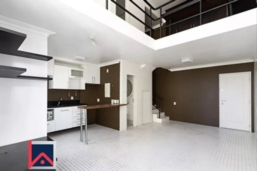 Foto 1 de Apartamento com 1 Quarto à venda, 76m² em Vila Madalena, São Paulo