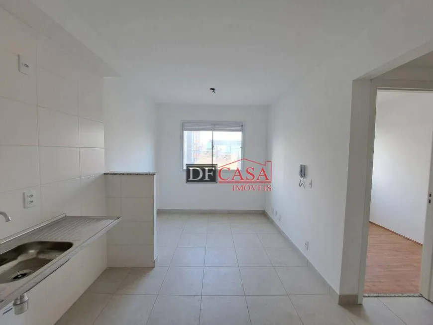 Foto 1 de Apartamento com 2 Quartos à venda, 34m² em Itaquera, São Paulo