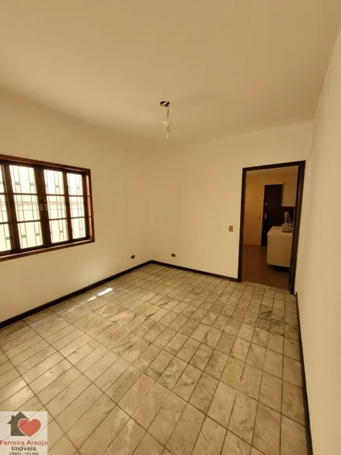 Foto 1 de Sobrado com 3 Quartos à venda, 180m² em Chácara Santo Antônio, São Paulo