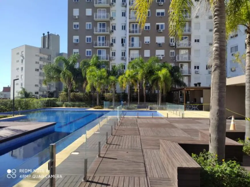 Foto 1 de Apartamento com 3 Quartos à venda, 74m² em Jardim Itú Sabará, Porto Alegre