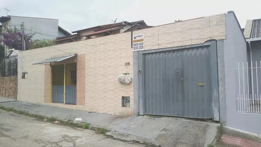 Foto 1 de Kitnet com 1 Quarto à venda, 35m² em Ipiranga, São José
