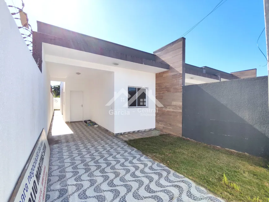 Foto 1 de Casa com 2 Quartos à venda, 71m² em Jardim Caraguava, Peruíbe