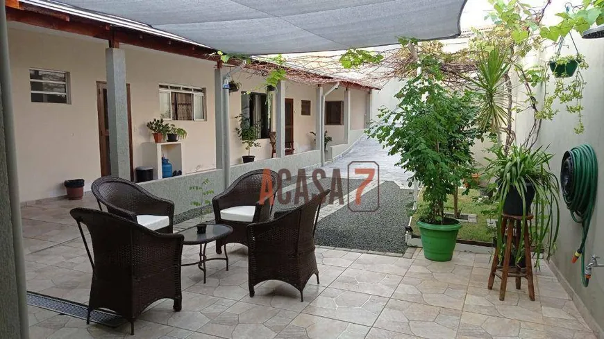 Foto 1 de Casa com 2 Quartos à venda, 190m² em Vila Haro, Sorocaba