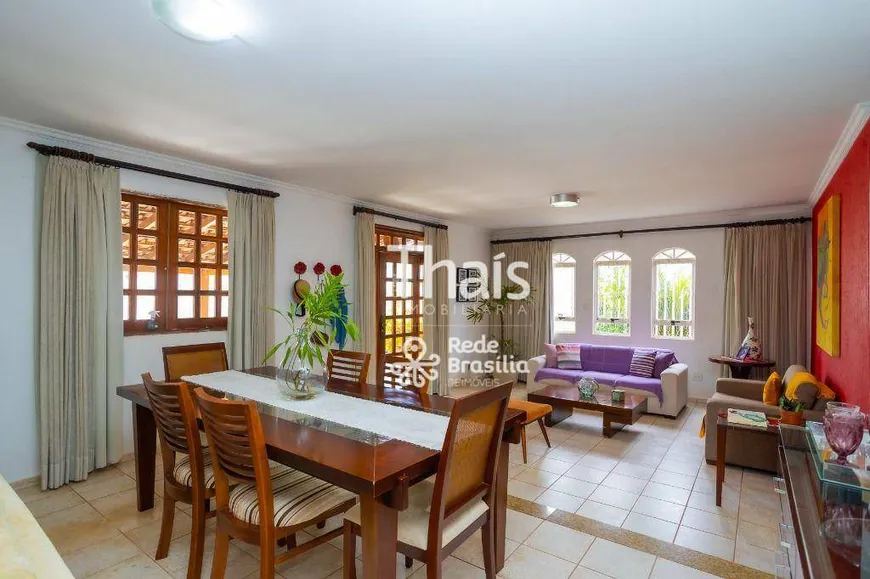 Foto 1 de Casa com 3 Quartos à venda, 250m² em Vila Planalto , Brasília